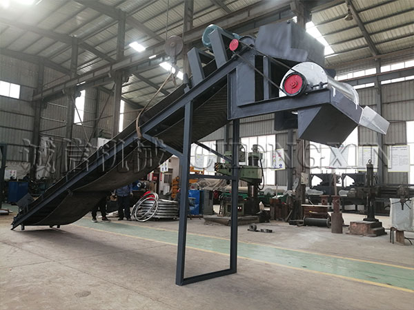 Ƥ��ݔ�ʹ��x�C